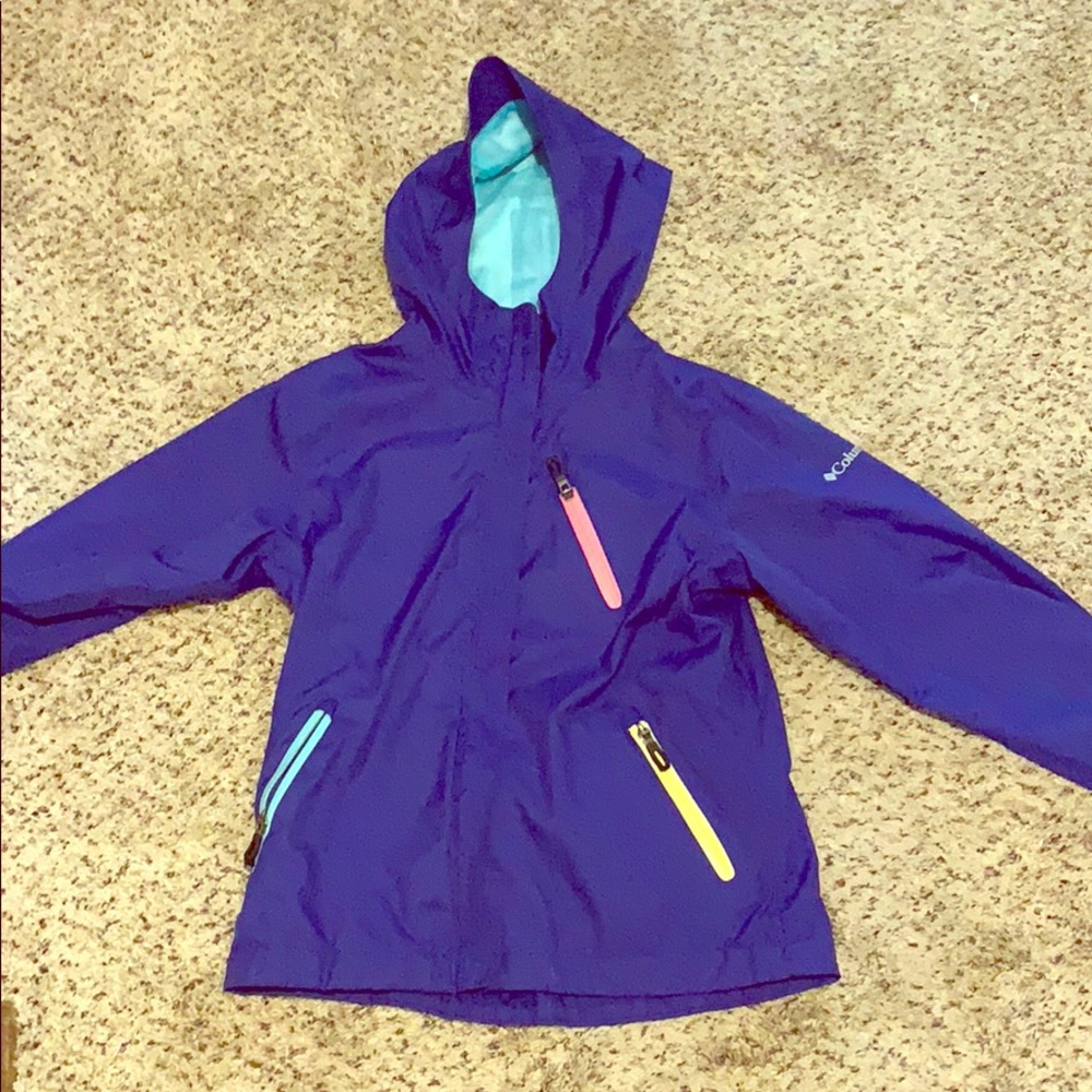 Columbia rain coat